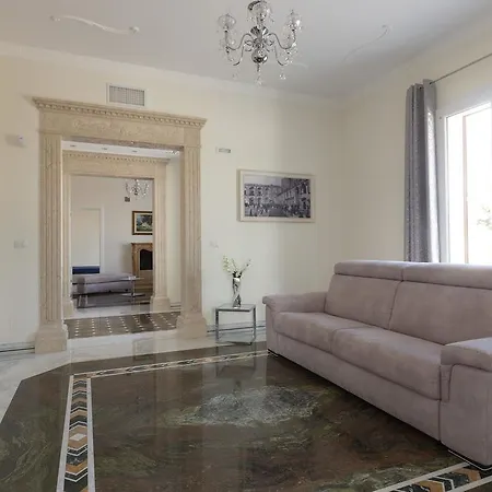 Βίλα Vincenti By Barbarhouse *